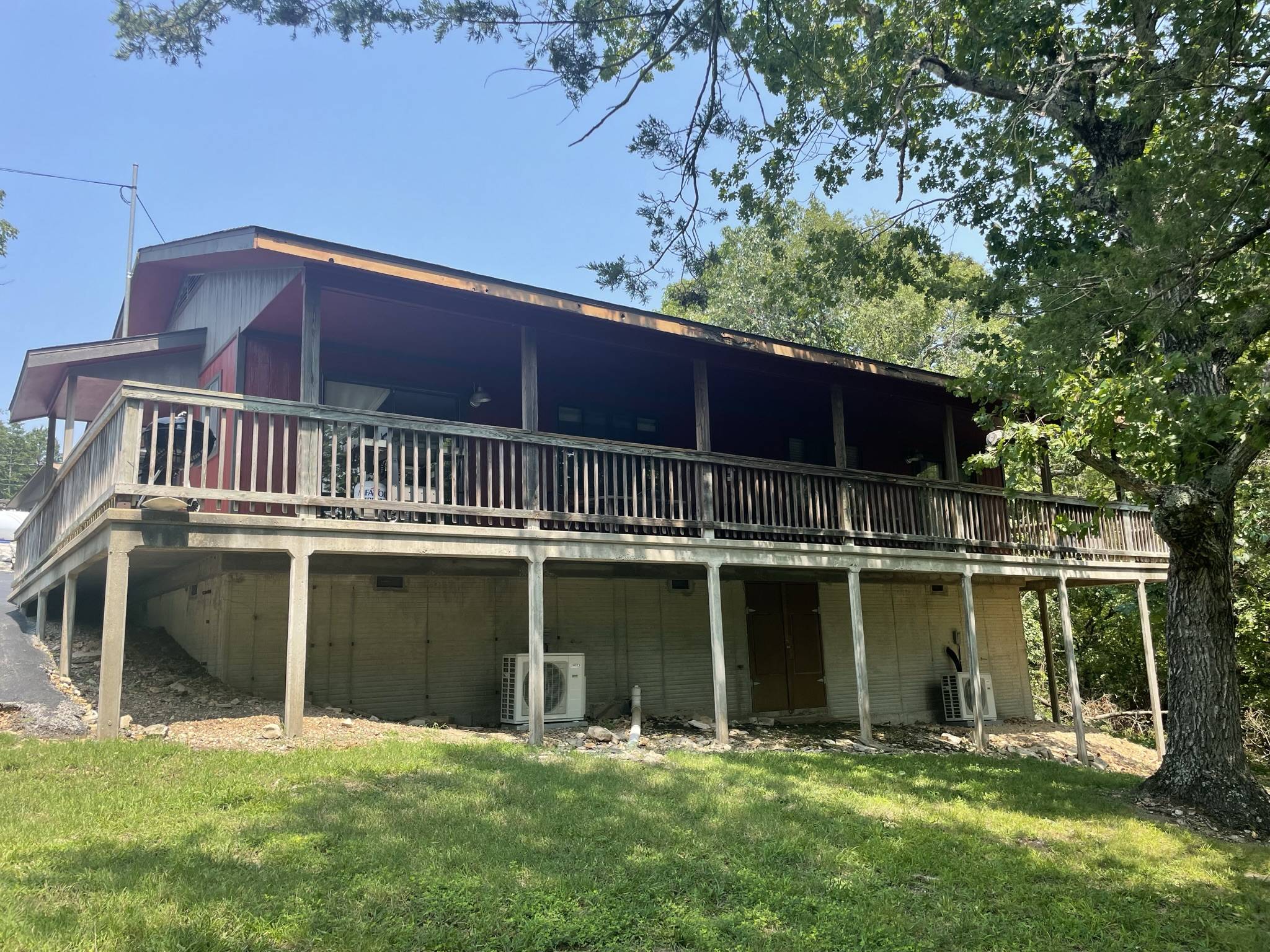 Your peaceful escape in a cabin that blends perfectly with the landscape